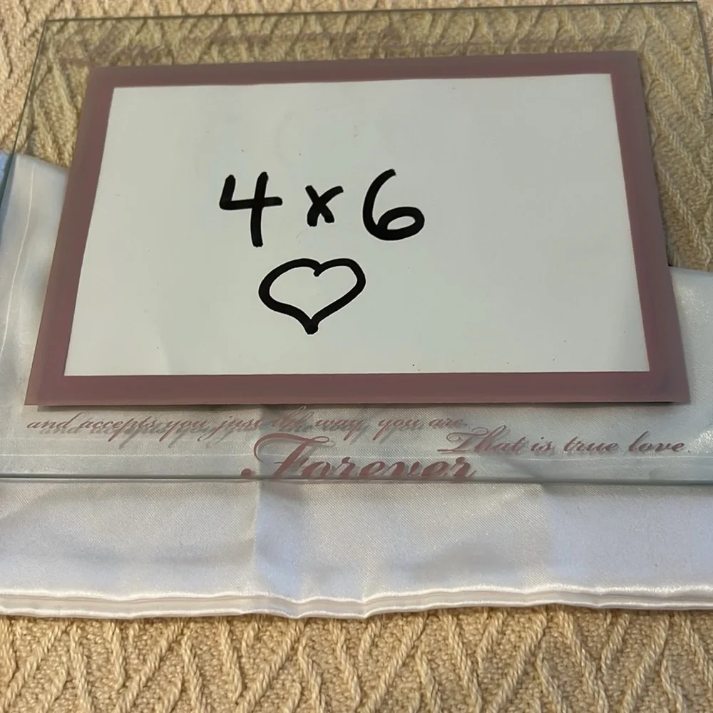 Variety of picture frames grab all 4 for a great price